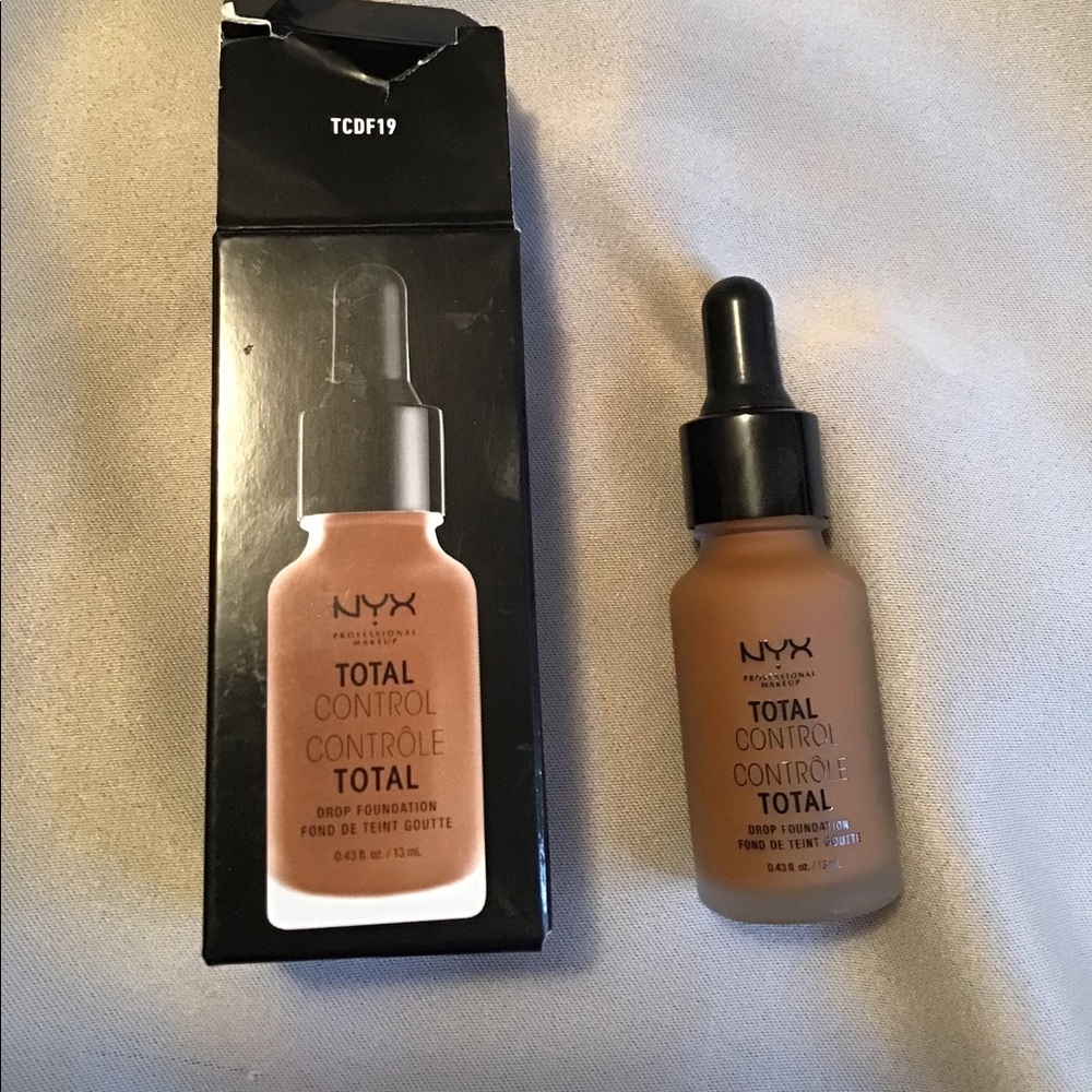 NYX Foundation nib